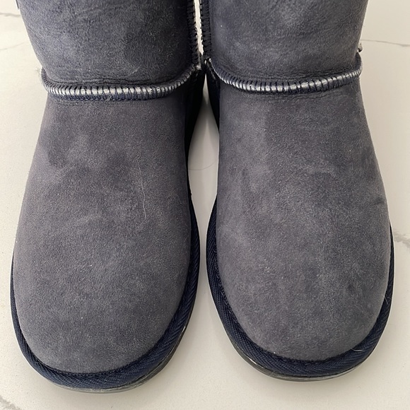 SHEEPSKIN BOOTS - Picture 8 of 12